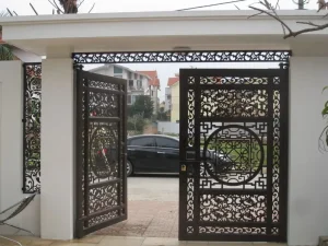 Tổng hợp các mẫu cửa cổng sắt đẹp đơn giản hiện nay
