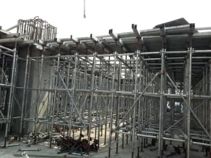 Giàn giáo mạ kẽm – Giải pháp bền vững và an toàn cho ngành xây dựng hiện đại